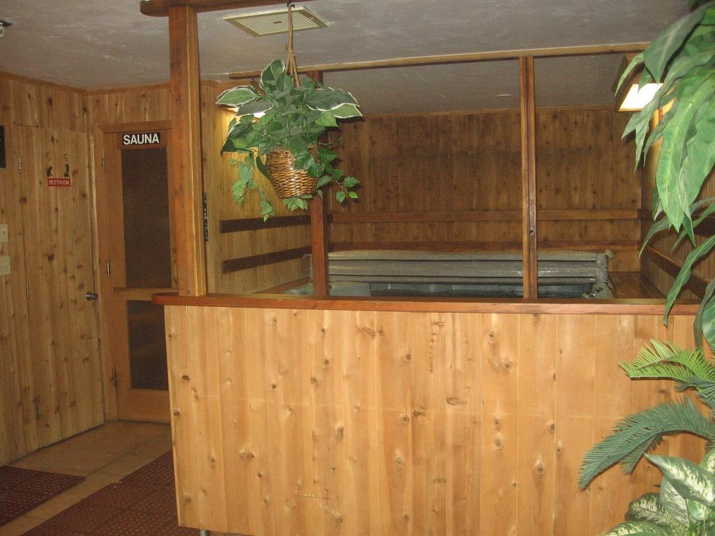 New Summit Inn فريسكو المظهر الخارجي الصورة