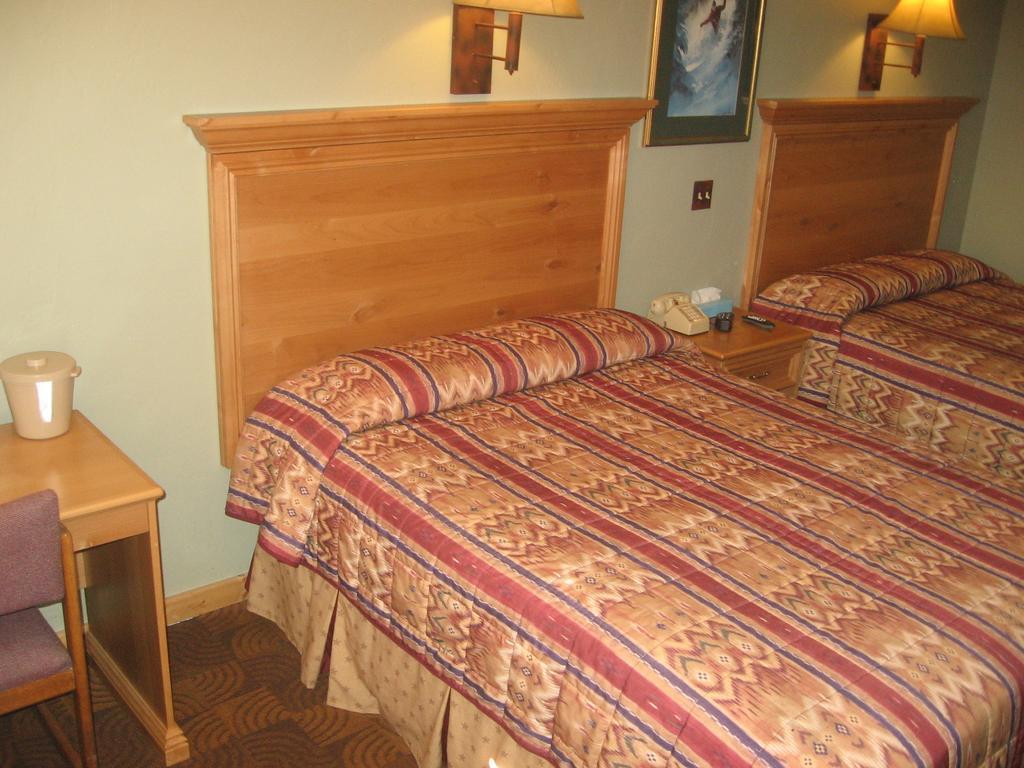 New Summit Inn فريسكو الغرفة الصورة