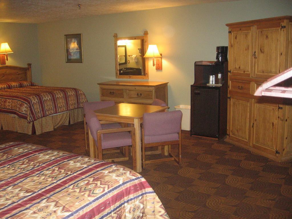 New Summit Inn فريسكو المظهر الخارجي الصورة